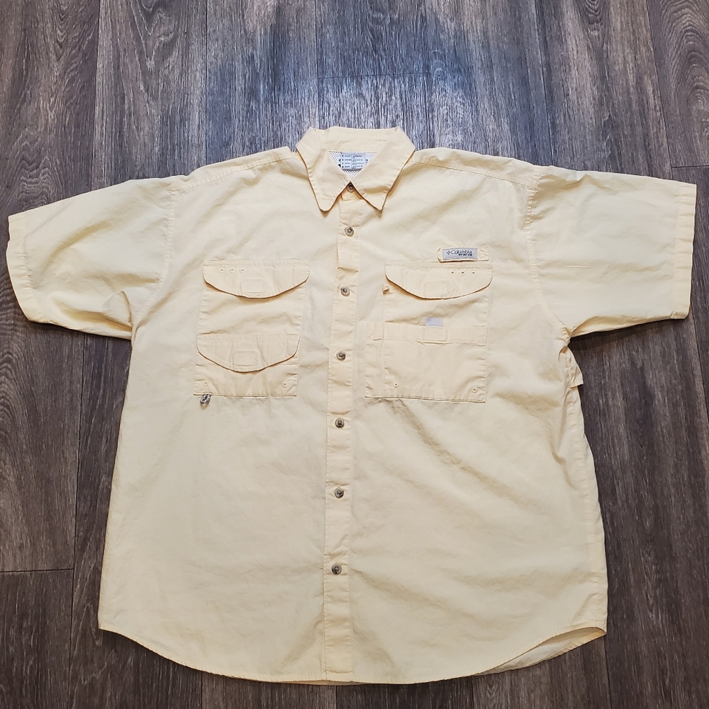 Columbia Men's Short Sleeve Button-up Shirt